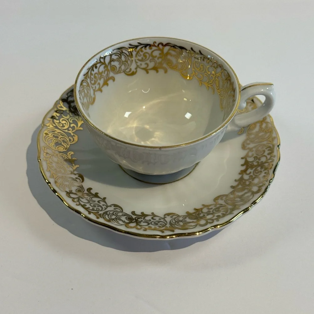 Vintage Wolfram Wiesau Bavaria Porcelain Teacup Saucer Floral Gold Trim Germany